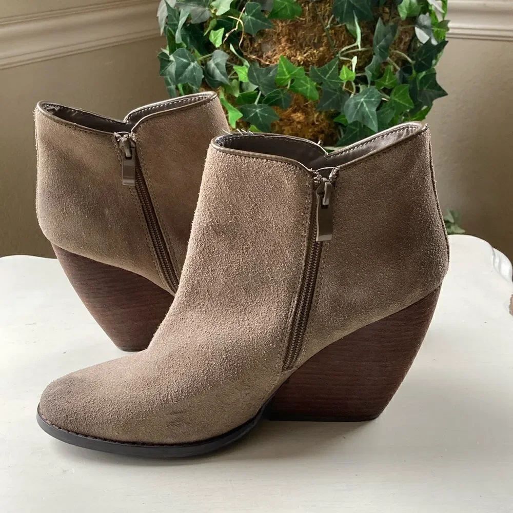 Very Volatile Los Angeles Leather Suede Ankle Boots Women’s 10